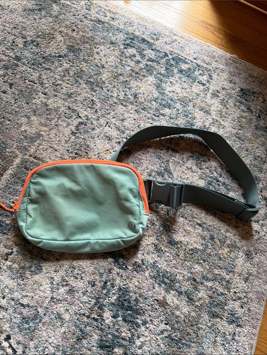 Handbags - Lululemon Everywhere Belt Bag Tidal Teal Green ATGN/TIDT OG Original
